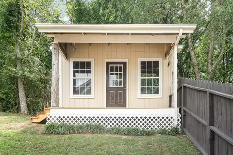 Exterior - 1024 Smith Thompson Rd, Bethpage, TN 37022 photo 11 of 13