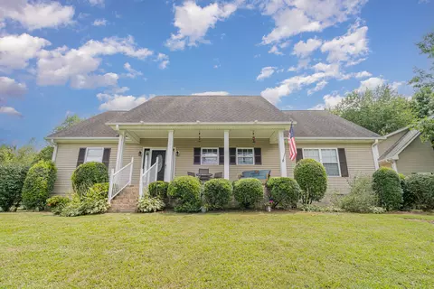 Exterior - 1024 Smith Thompson Rd, Bethpage, TN 37022 photo 3 of 13