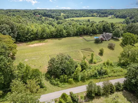 View/Area - 1024 Smith Thompson Rd, Bethpage, TN 37022 photo 3 of 10