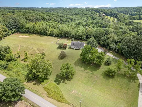 View/Area - 1024 Smith Thompson Rd, Bethpage, TN 37022 photo 5 of 10