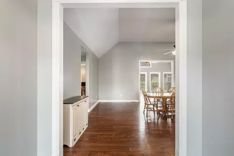 Entry Way - 1024 Smith Thompson Rd, Bethpage, TN 37022 photo 1 of 2
