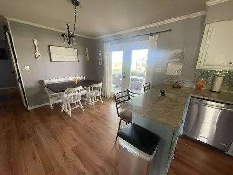 Dining - 654 Revilo Rd, Leoma, TN 38468 photo 2 of 2