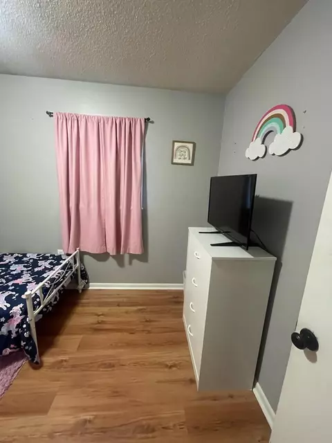 Bedroom - 654 Revilo Rd, Leoma, TN 38468 photo 2 of 5