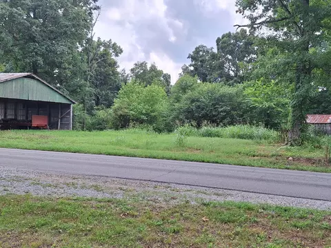 Exterior - 654 Revilo Rd, Leoma, TN 38468 photo 6 of 8