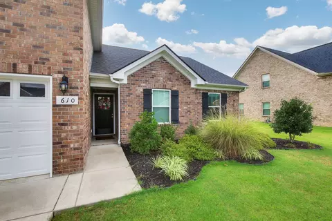 610 Golden Eagle Ct, Eagleville, TN 37060 photo 2