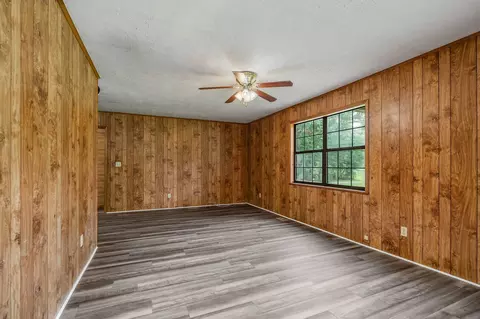 569 Robs Rd, Grimsley, TN 38565 photo 3