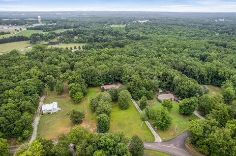 569 Robs Rd, Grimsley, TN 38565 photo 32