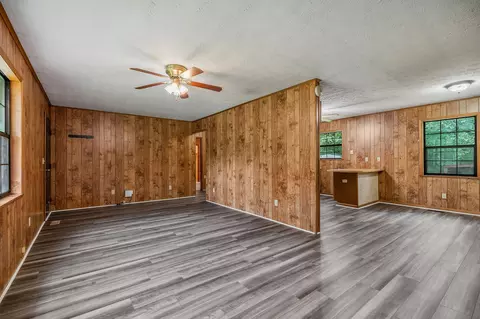 569 Robs Rd, Grimsley, TN 38565 photo 4