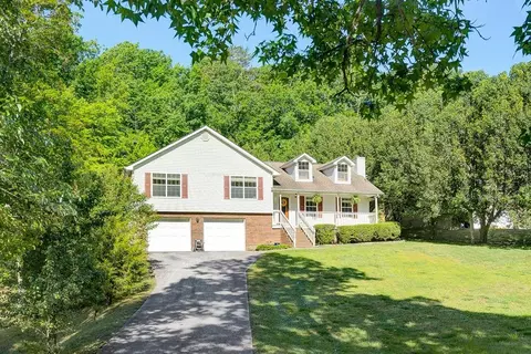 3041 Old Chattanooga Rd, Rocky Face, GA 30740