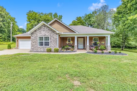 2396 Pumpkin Creek Ln, Spring Hill, TN 37174