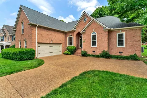 420 Crofton Park Ln, Franklin, TN 37069