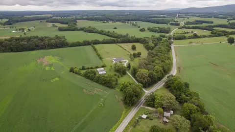 1281 Hillsboro Viola Rd, Hillsboro, TN 37342