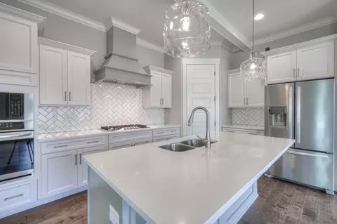 415 Dragonfly Ct, Franklin, TN 37064