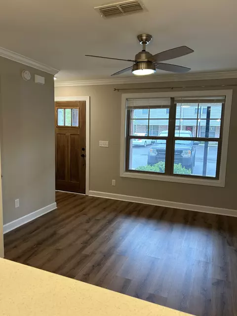2506 E Main St #E5, Murfreesboro, TN 37127 photo 2