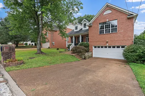 Exterior - 2313 Edencrest Dr, Antioch, TN 37013 photo 3 of 8