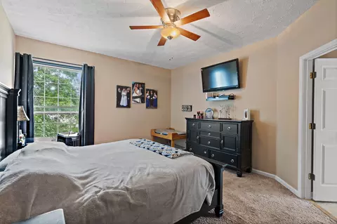 Bedroom - 2313 Edencrest Dr, Antioch, TN 37013 photo 2 of 6