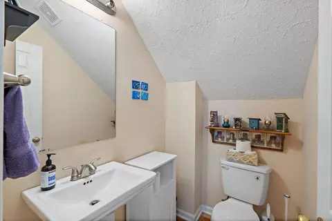 Bath - 2313 Edencrest Dr, Antioch, TN 37013 photo 1 of 4