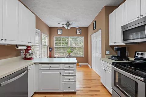 Kitchen - 2313 Edencrest Dr, Antioch, TN 37013 photo 1 of 4