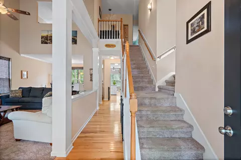 Entry Way - 2313 Edencrest Dr, Antioch, TN 37013 photo 1 of 2