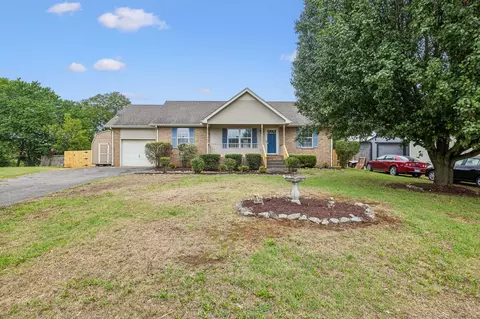 910 Wildrose Ct, Smyrna, TN 37167