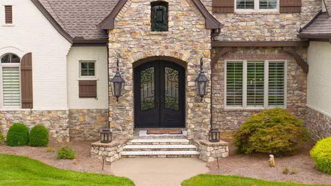 1235 Chloe Dr, Gallatin, TN 37066