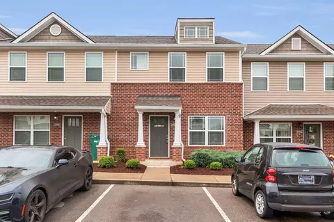 2004 Blossom Run, Spring Hill, TN 37174