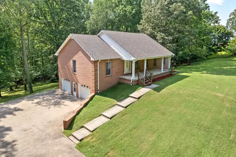 1564 Hankook Rd, Clarksville, TN 37043