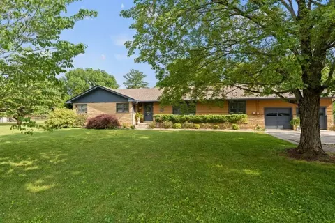 112 8th Ave SE, Winchester, TN 37398