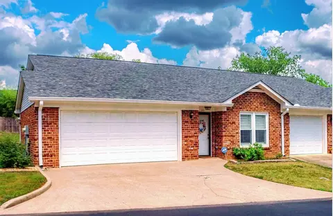 221 Myhr Grn, Nashville, TN 37221