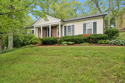 1229 Brenner Dr, Nashville, TN 37221
