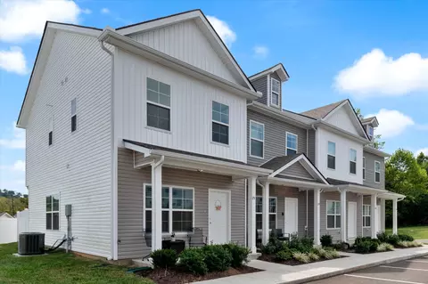 251 Tara Ct, Columbia, TN 38401
