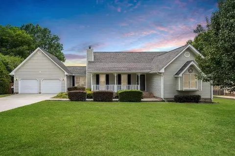 71 Sarah Lynn Ln, Fort Oglethorpe, GA 30742