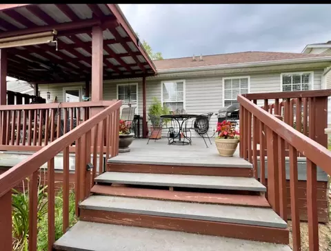 686 Holland Ridge Dr, La Vergne, TN 37086