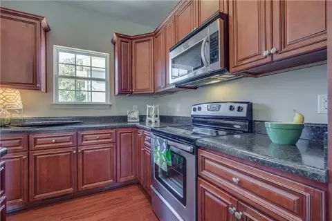 Kitchen - 100 Shadow Cv, Dickson, TN 37055 photo 1 of 1