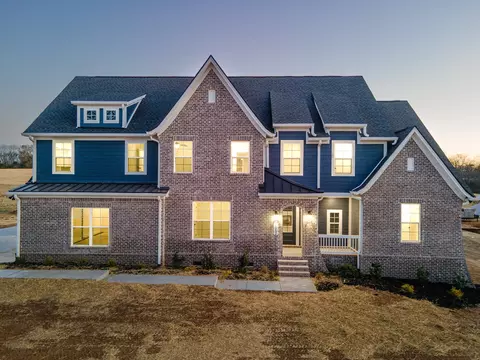 1042 Peyton Pl, Columbia, TN 38401