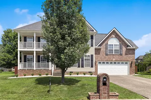 305 Landons Cir, White House, TN 37188