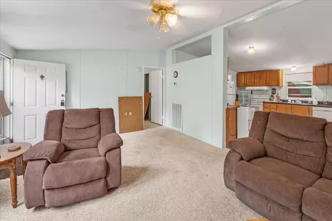 611 General Bragg Dr, Beechgrove, TN 37018 photo 4