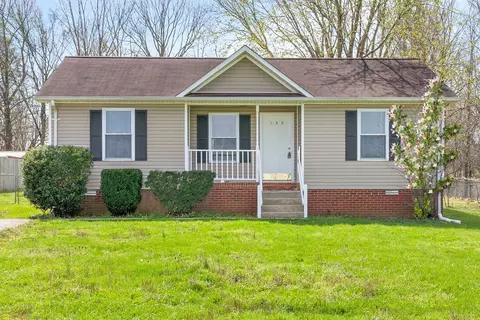 132 Grant Ave, Oak Grove, KY 42262