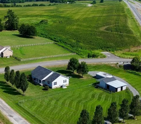 17 Gage Ln, Woodbury, TN 37190