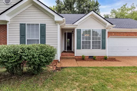 1856 Devon Dr, Spring Hill, TN 37174 photo 3