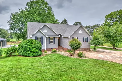 11 Otha Rd, Summertown, TN 38483