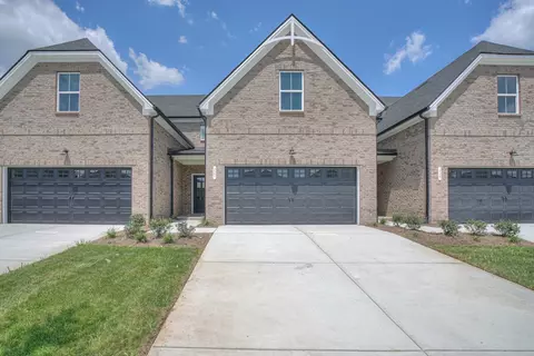 221 Ivor Dr, Smyrna, TN 37167