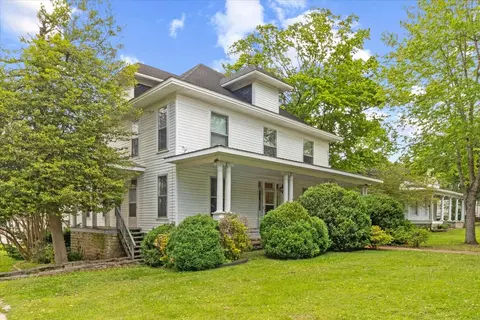 403 W Flower St, Pulaski, TN 38478