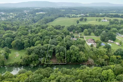 0 Indian Mound Dr, Mcminnville, TN 37110