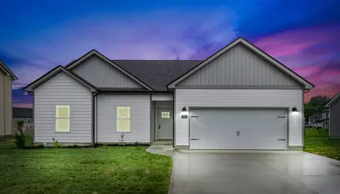 166 Monaghan Dr, Clarksville, TN 37042