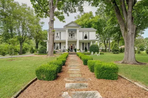201 Waters Ave, Watertown, TN 37184