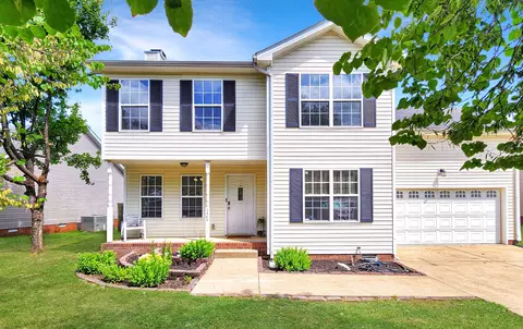 1964 Whirlaway Cir, Clarksville, TN 37042