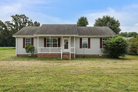 298 Shaub Rd, Portland, TN 37148