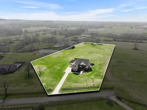 1845 Savannah Springs Dr, Franklin, TN 37064