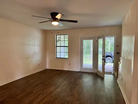 893 Circle Dr, Springfield, TN 37172 photo 2